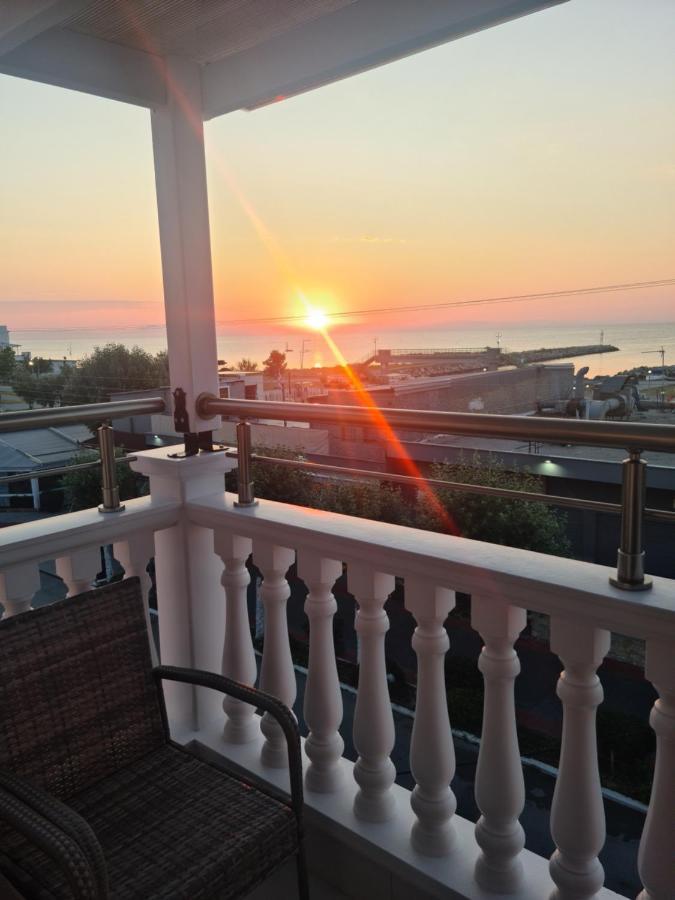 Apartments Nera Paralia-Apartment With Sea View Esterno foto