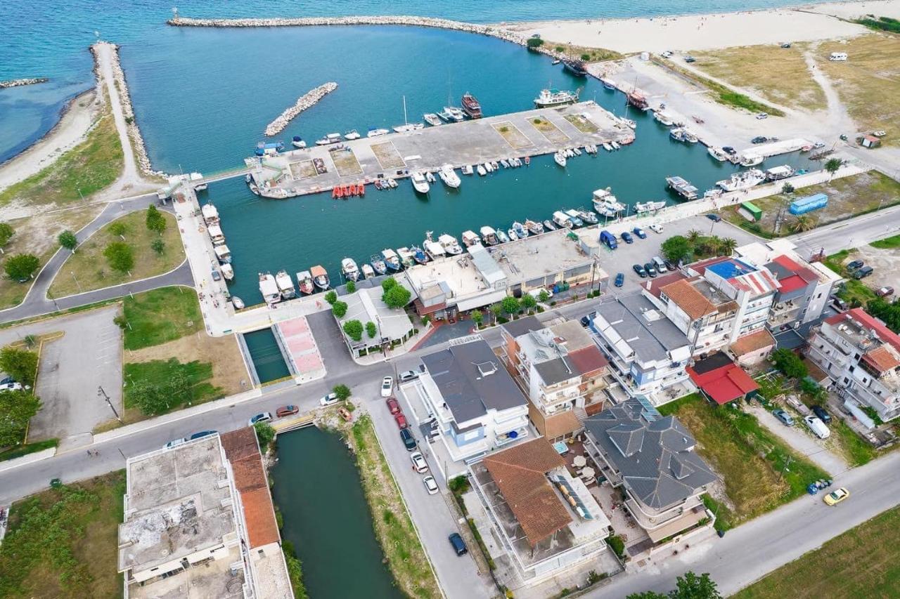 Apartments Nera Paralia-Apartment With Sea View Esterno foto