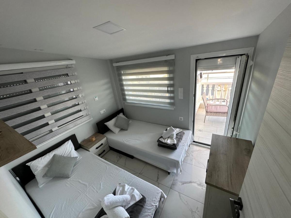 Apartments Nera Paralia-Apartment With Sea View Esterno foto