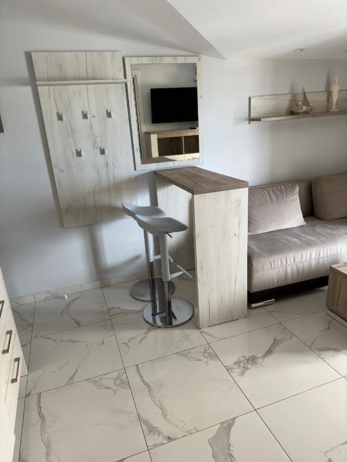 Apartments Nera Paralia-Apartment With Sea View Esterno foto